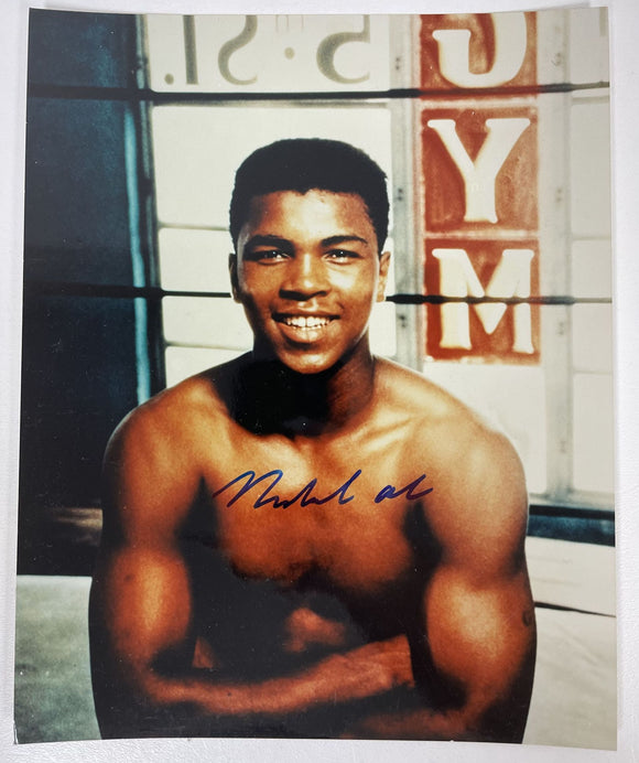 Muhammad Ali Signed Autographed Glossy 8x10 Photo - Lifetime COA