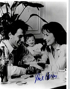 Mel Harris Signed Autographed Glossy 8x10 Photo - COA Matching Holograms