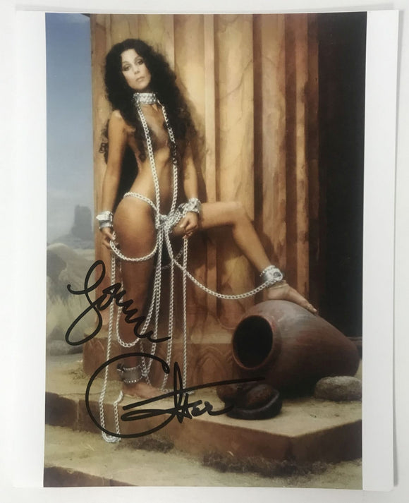 Cher Signed Autographed Glossy 8x10 Photo - Lifetime COA