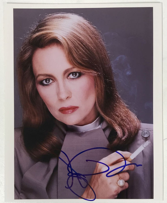 Faye Dunaway Signed Autographed Glossy 8x10 Photo - COA Matching Holograms