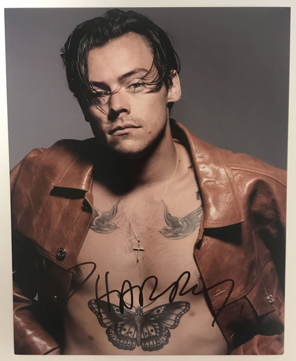 Harry Styles Signed Autographed Glossy 8x10 Photo - Lifetime COA