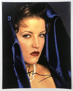 Lisa Marie Presley Signed Autographed Glossy 8x10 Photo - Lifetime COA