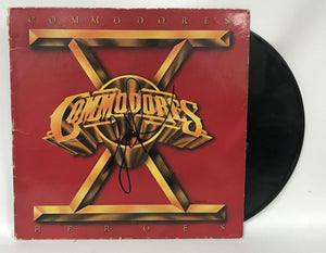 Lionel Richie Signed Autographed "The Commodores' Record Album - Lifetime COA