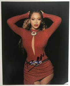 Beyonce Signed Autographed Glossy 8x10 Photo - Lifetime COA