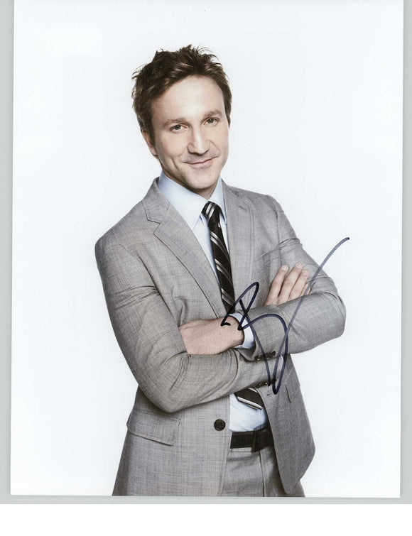 Breckin Meyer Signed Autographed Glossy 8x10 Photo - COA Matching Holograms