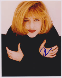 Gillian Anderson Signed Autographed Glossy 8x10 Photo - COA Matching Holograms