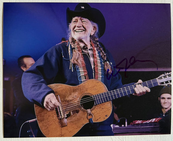 Willie Nelson Signed Autographed Glossy 8x10 Photo - Lifetime COA