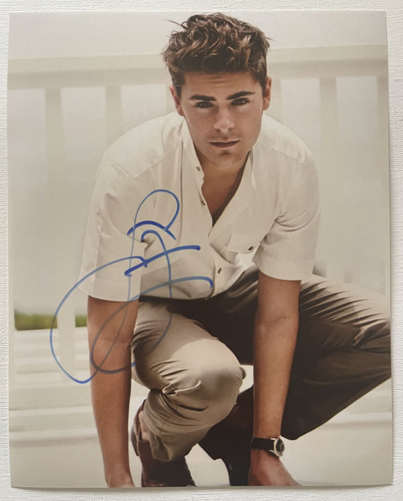 Zac Efron Signed Autographed Glossy 8x10 Photo - Lifetime COA