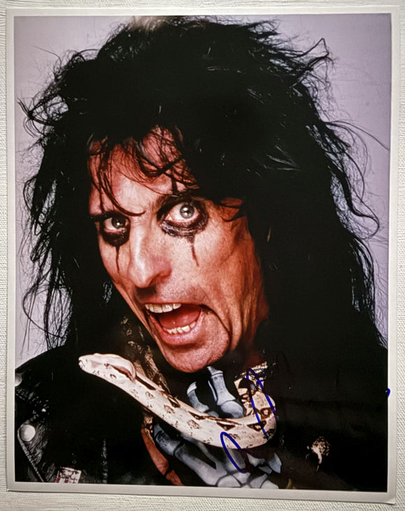 Alice Cooper Signed Autographed Glossy 8x10 Photo - Lifetime COA