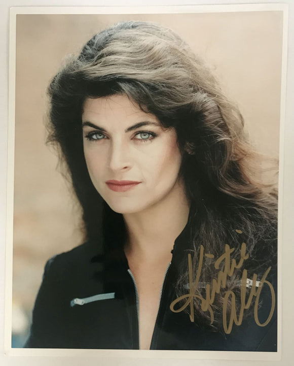 Kirstie Alley (d. 2022) Signed Autographed Glossy 8x10 Photo - Lifetime COA