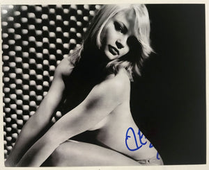 Emilie de Ravin Signed Autographed Glossy 8x10 Photo - Lifetime COA