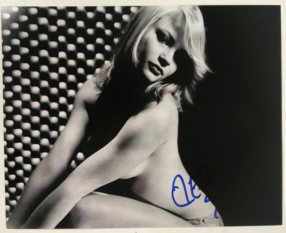Emilie de Ravin Signed Autographed Glossy 8x10 Photo - Lifetime COA