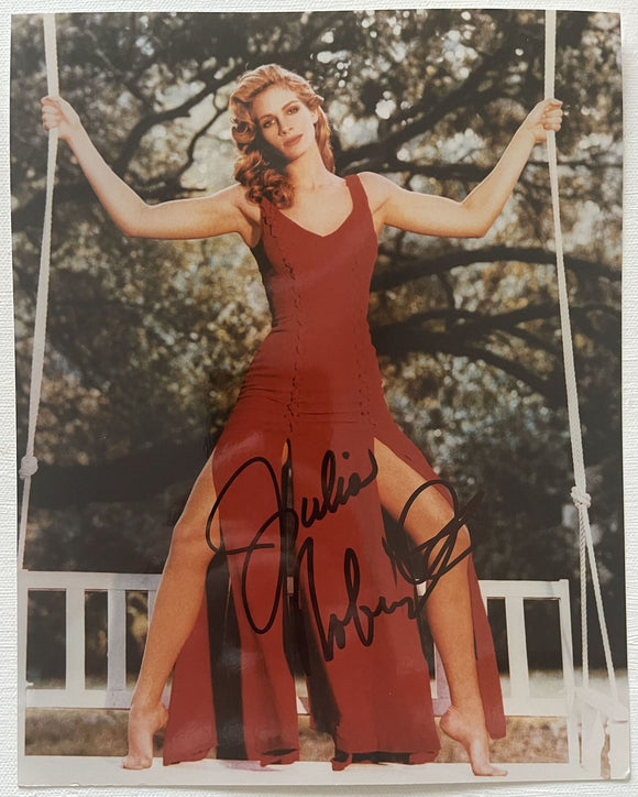 Julia Roberts Signed Autographed Glossy 8x10 Photo - Lifetime COA