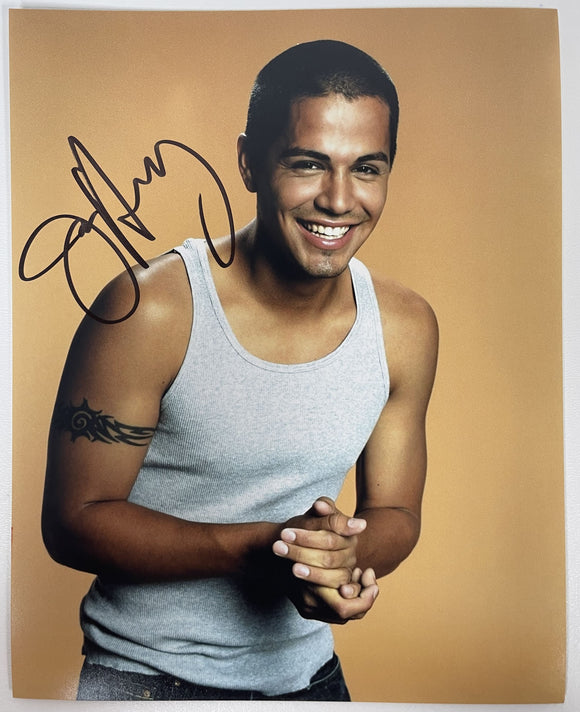 Jay Hernandez Signed Autographed Glossy 8x10 Photo - Lifetime COA