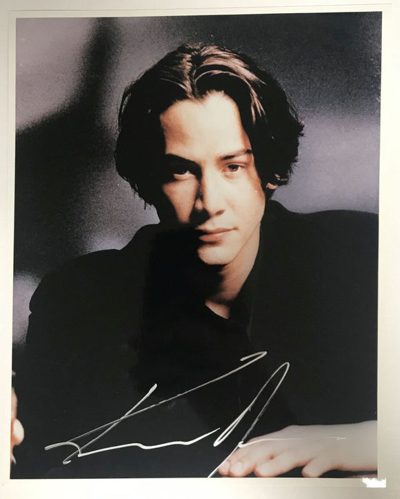 Keanu Reeves Signed Autographed Glossy 8x10 Photo - Lifetime COA