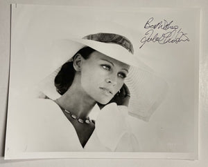 Julie Christie Signed Autographed Vintage Glossy 8x10 Photo - Lifetime COA