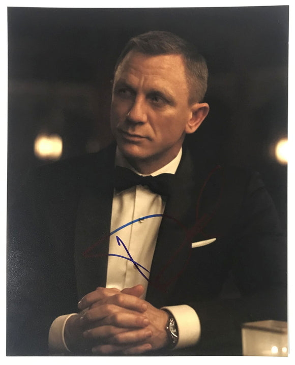 Daniel Craig Signed Autographed 