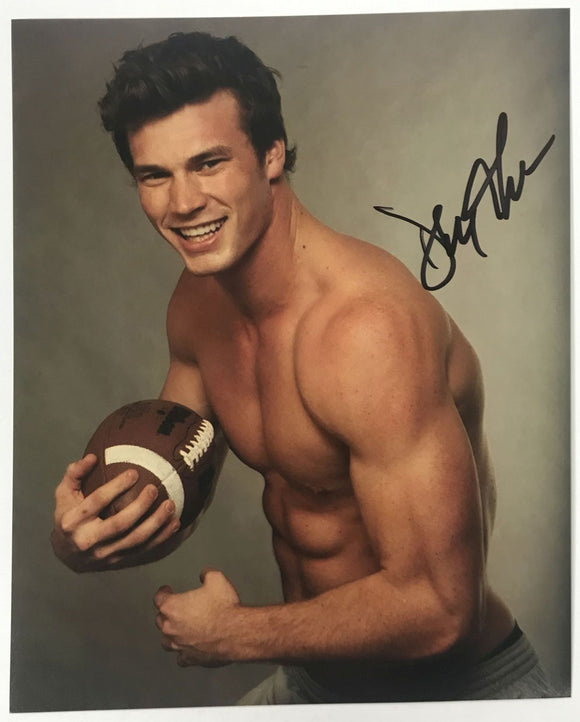 Derek Theler Signed Autographed Glossy 8x10 Photo - Lifetime COA