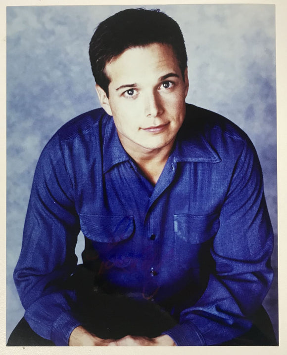 Scott Wolf Signed Autographed Glossy 8x10 Photo - Lifetime COA