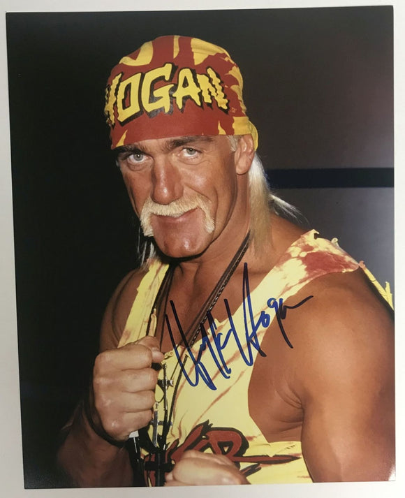 Hulk Hogan Signed Autographed Glossy 8x10 Photo - Lifetime COA