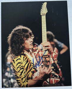 Eddie Van Halen (d. 2020) Signed Autographed Glossy 8x10 Photo - Lifetime COA