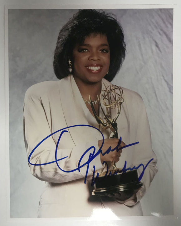 Oprah Winfrey Signed Autographed Glossy 8x10 Photo - Lifetime COA