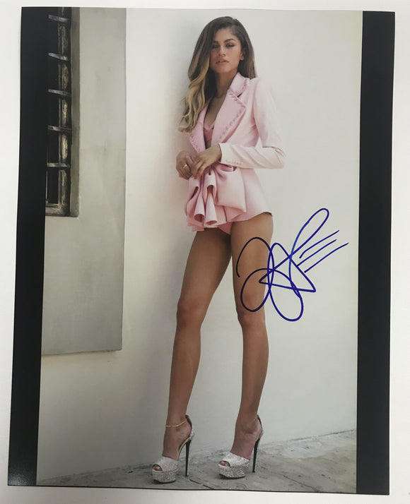 Zendaya Signed Autographed Glossy 11x14 Photo - COA Matching Holograms
