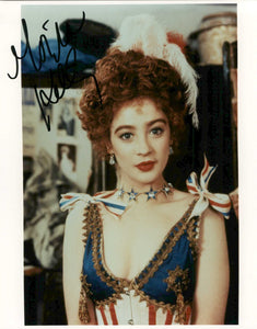 Moira Kelly Signed Autographed Glossy 8x10 Photo - COA Matching Holograms