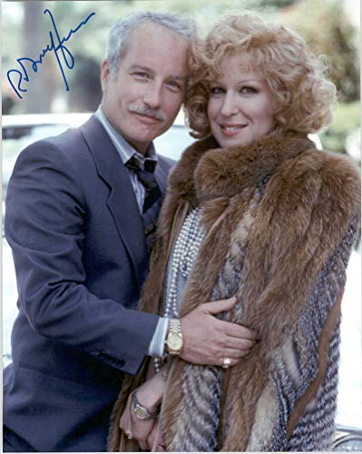 Richard Dreyfuss Signed Autographed 'Down and Out in Beverly Hills' Glossy 8x10 Photo - COA Matching Holograms