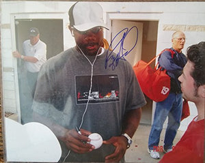 Ryan Howard Signed Autographed Glossy 8x10 Photo - Philadelphia Phillies