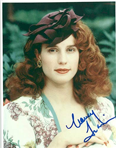 Nancy Travis Signed Autographed Glossy 8x10 Photo - COA Matching Holograms