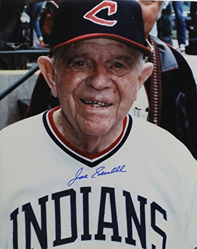 Joe Sewell (d. 1990) Signed Autographed Glossy 8x10 Photo (Cleveland Indians) - COA Matching Holograms