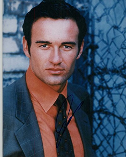 Julian McMahon Signed Autographed Glossy 8x10 Photo - COA Matching Holograms