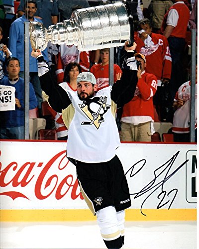 Craig Adams Signed Autographed Glossy 8x10 Photo (Pittsburgh Penguins) - COA Matching Holograms