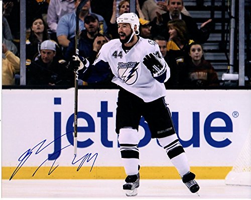 Nate Thompson Signed Autographed Glossy 8x10 Photo (Tampa Bay Lightning) - COA Matching Holograms