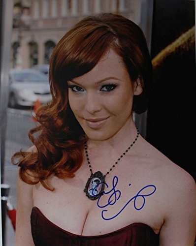 Erin Cummings Signed Autographed Glossy 11x14 Photo - COA Matching Holograms