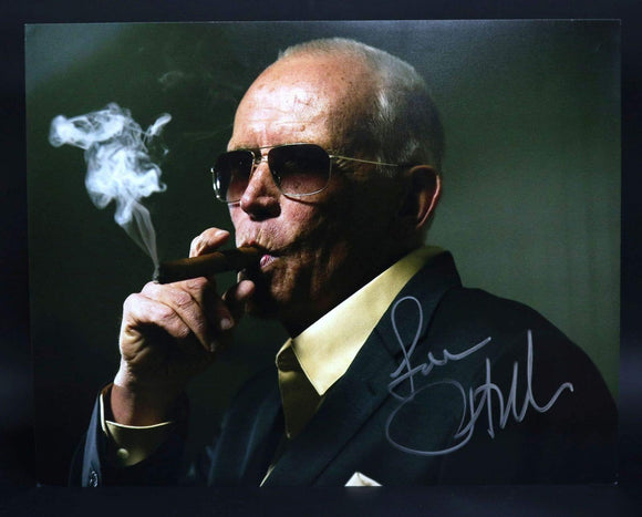 Peter Weller Signed Autographed Glossy 11x14 Photo - COA Matching Holograms