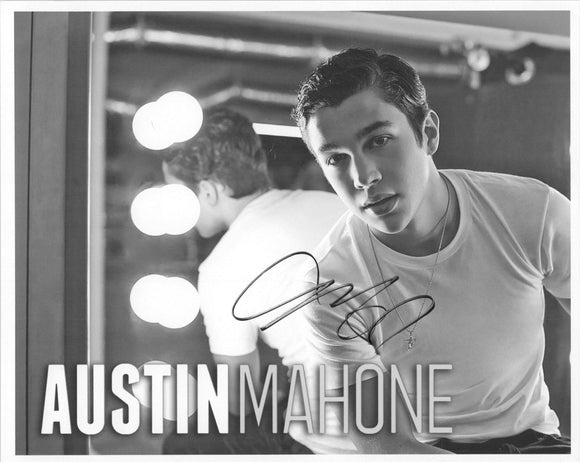 Austin Mahone Signed Autographed Glossy 8x10 Photo - COA Matching Holograms