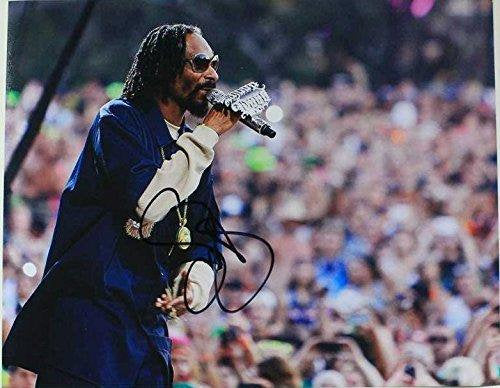 Snoop Dogg Signed Autographed Glossy 11x14 Photo - COA Matching Holograms