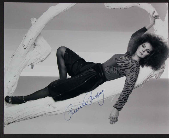 Priscilla Presley Signed Autographed Glossy 8x10 Photo - COA Matching Holograms