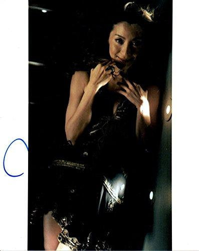 Michelle Yeoh Signed Autographed Sexy Glossy 8x10 Photo - COA Matching Holograms