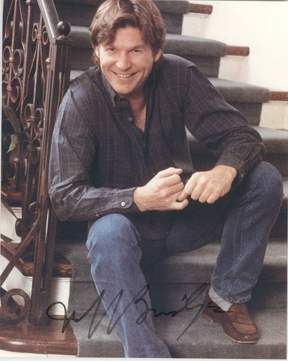 Jeff Bridges Signed Autographed Glossy 8x10 Photo - COA Matching Holograms