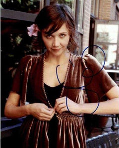 Maggie Gyllenhaal Signed Autographed Glossy 8x10 Photo - COA Matching Holograms