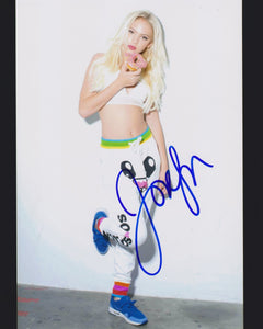 Jordyn Jones Signed Autographed Glossy 8x10 Photo - COA Matching Holograms