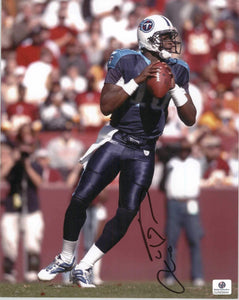 Vince Young Signed Autographed Glossy 8x10 Photo Tennessee Titans - COA Matching Holograms