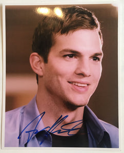 Ashton Kutcher Signed Autographed Glossy 8x10 Photo - COA Matching Holograms