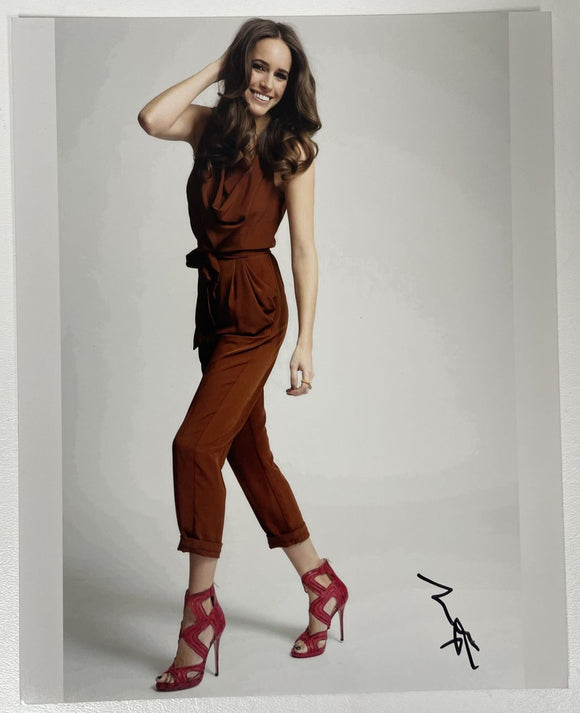 Louise Roe Signed Autographed Glossy 8x10 Photo - COA Matching Holograms