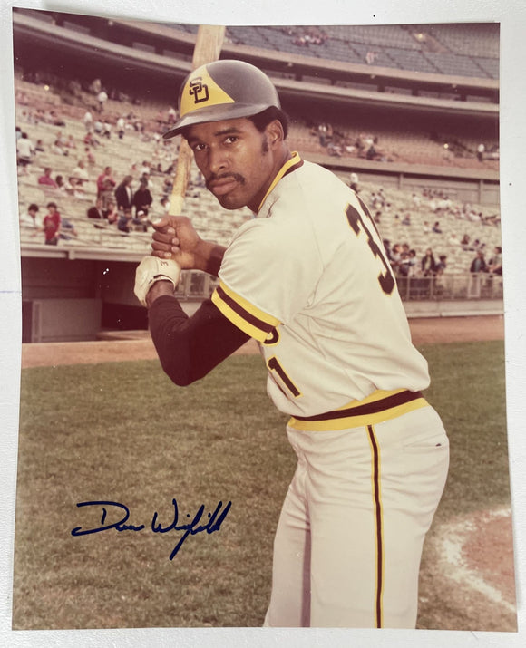 Dave Winfield Signed Autographed Glossy 8x10 Photo San Diego Padres - COA Matching Holograms