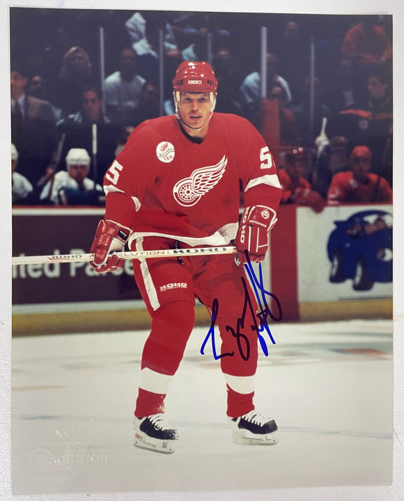 Larry Murphy Signed Autographed Glossy 8x10 Photo Detroit Red Wings - COA Matching Holograms