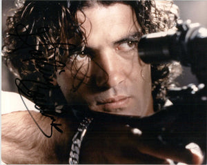 Antonio Banderas Signed Autographed "Assassins" Glossy 8x10 Photo - COA Matching Holograms